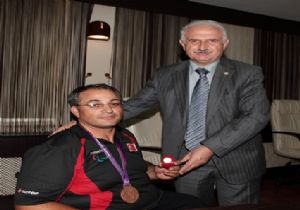 Koçak'tan Hancı'ya övgü